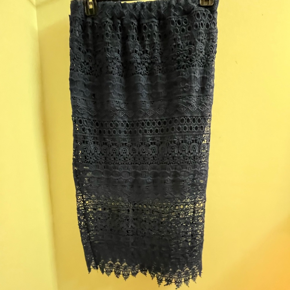 Blue pencil skirt with crochet bottom